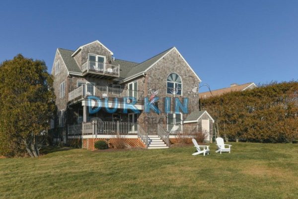 large vacation rental in RI